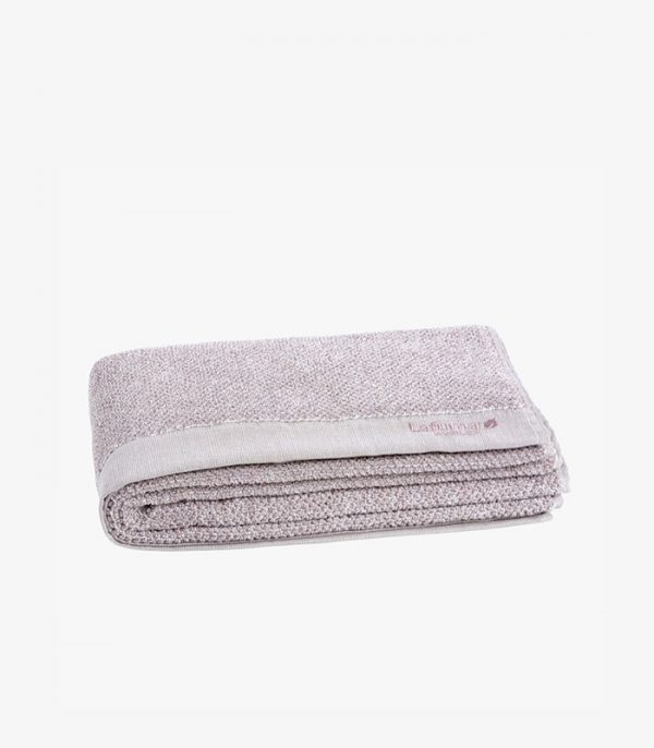 Littoral Beach Towels in stylish heathered cotton, extra-soft and absorbent with hanging tie, perfect for UAE poolside, beach, and outdoor furniture lounging