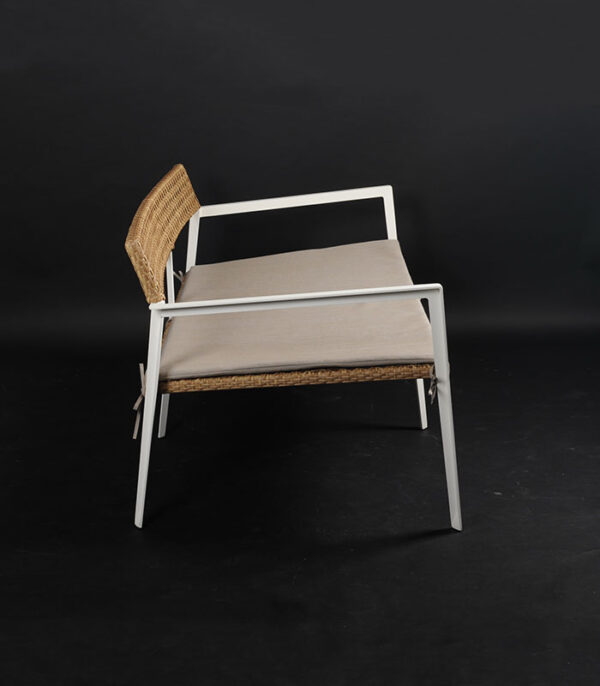 Inspiration Sofa – modern white outdoor furniture with woven detailing for pergolas, rooftops, and garden lounges in UAE homes